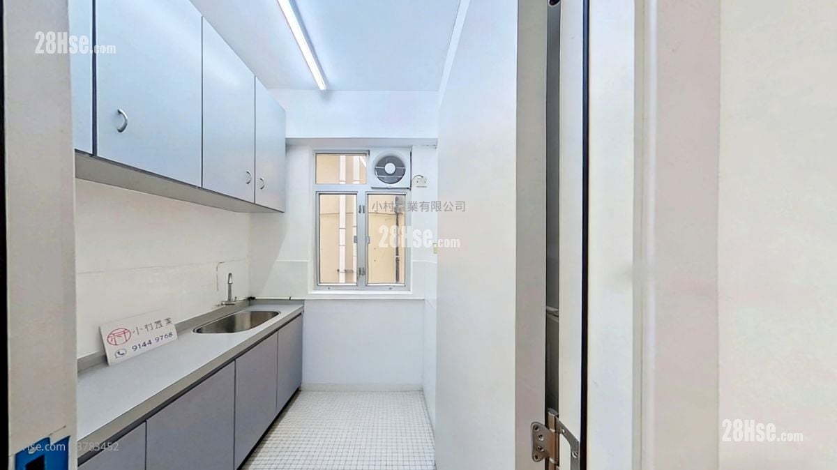 厨房: 欢乐楼 租盘 3 房 , 1 浴室 443 平方尺