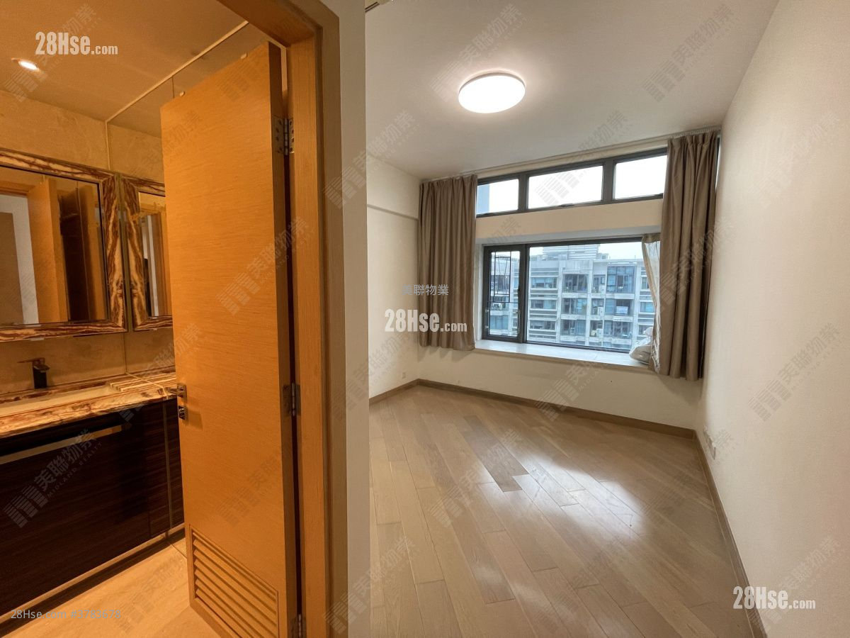 master room: Providence Peak Sell 3 Bedrooms , 3 Bathrooms 1,053 ft²