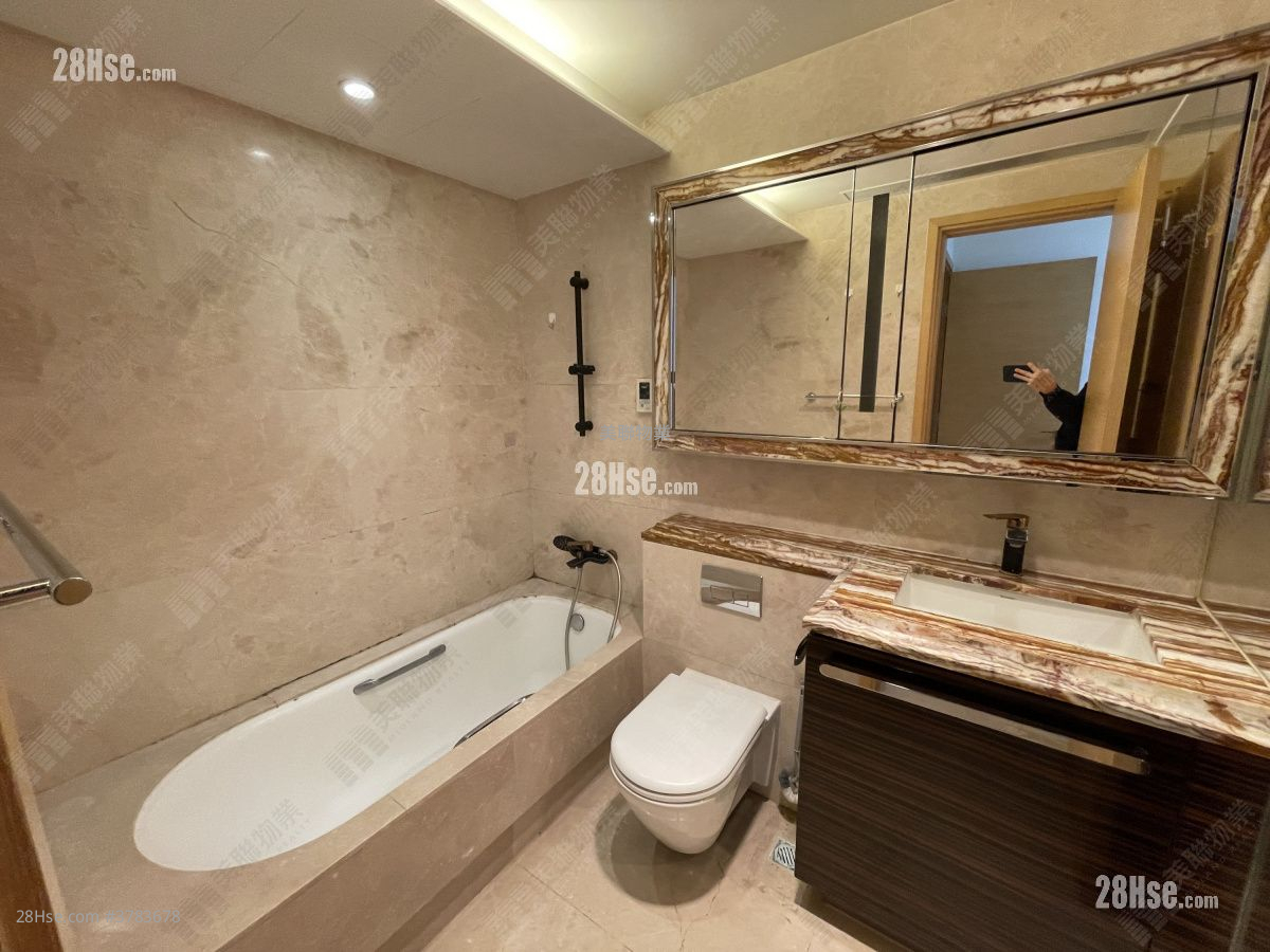 bathroom: Providence Peak Sell 3 Bedrooms , 3 Bathrooms 1,053 ft²