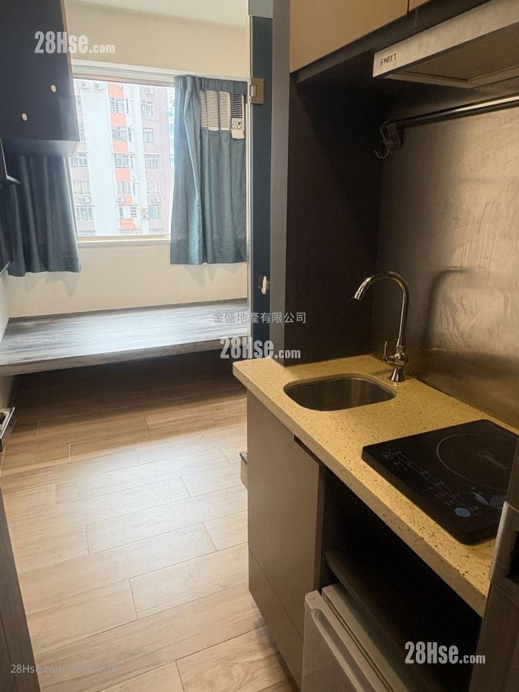 Chinese Mansion Rental 1 Bathroom 130 ft²