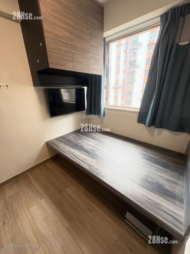 Chinese Mansion Rental 1 Bathroom 130 ft²