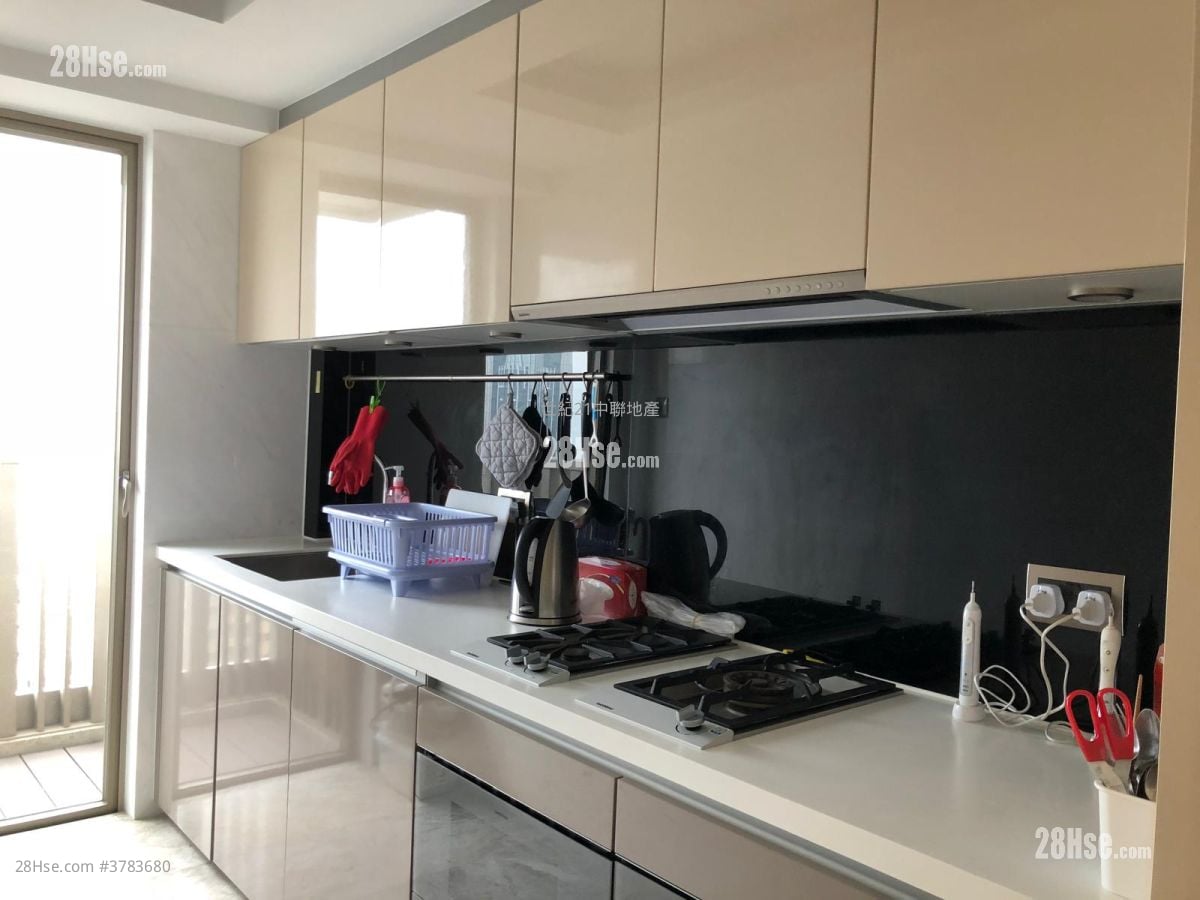 The Nova Sell 2 Bedrooms , 1 Bathroom 634 ft²