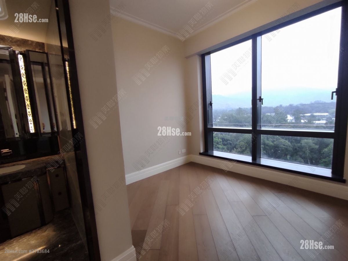 Eden Manor Rental 1,108 ft²