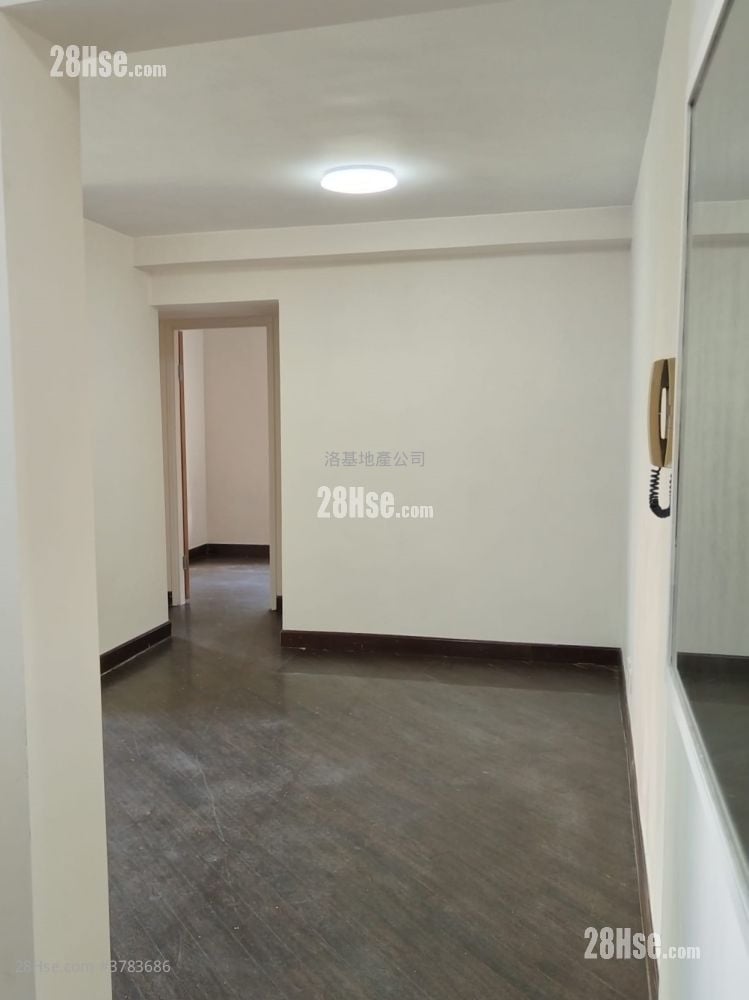 On Kay Court Rental 3 Bedrooms , 1 Bathroom 568 ft²