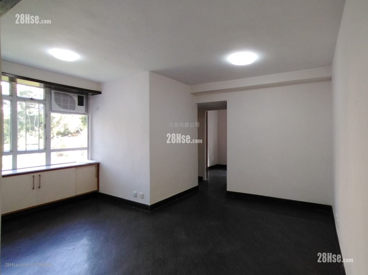 On Kay Court Rental 3 Bedrooms , 1 Bathroom 568 ft²