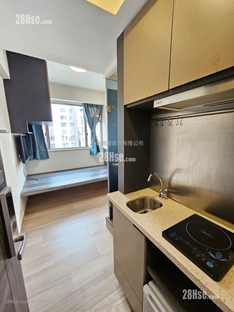 Chinese Mansion Rental 1 Bathroom 130 ft²