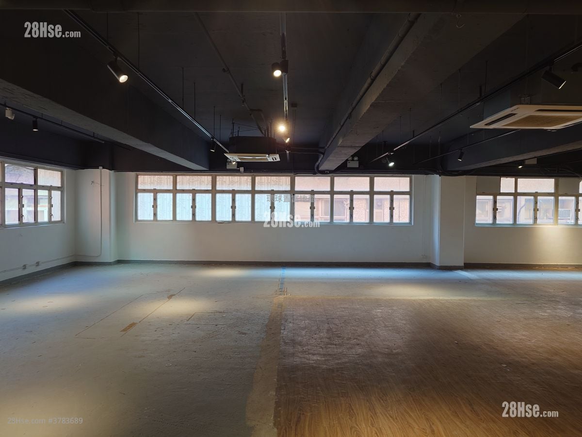 骆驼漆大厦 租盘 2,267 平方尺