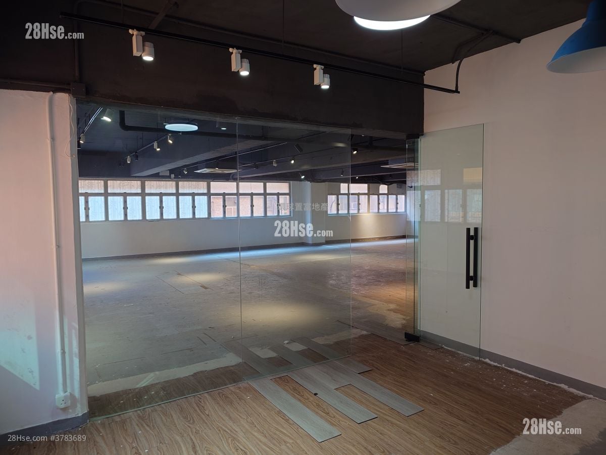 骆驼漆大厦 租盘 2,267 平方尺