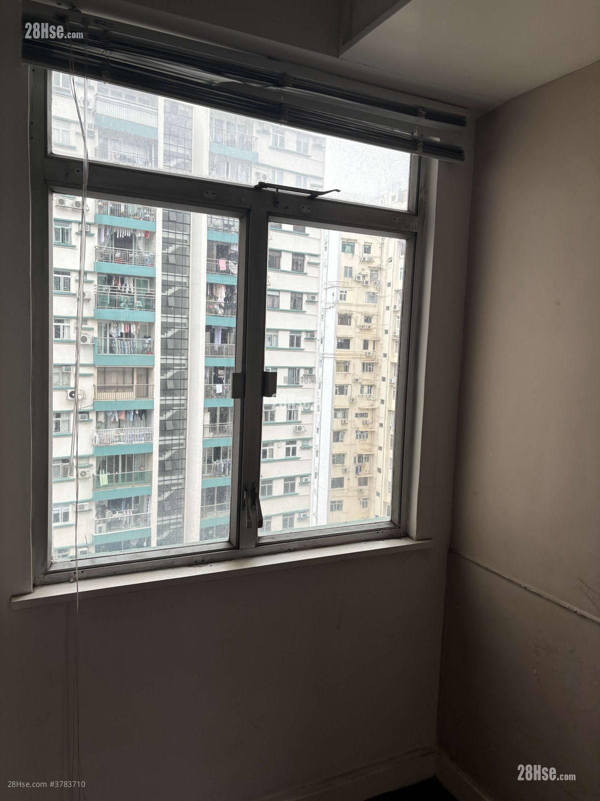 Harrison Court Rental 3 Bedrooms , 2 Bathrooms 766 ft²