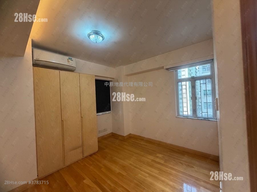 美孚新邨 售盘 3 房 927 平方尺