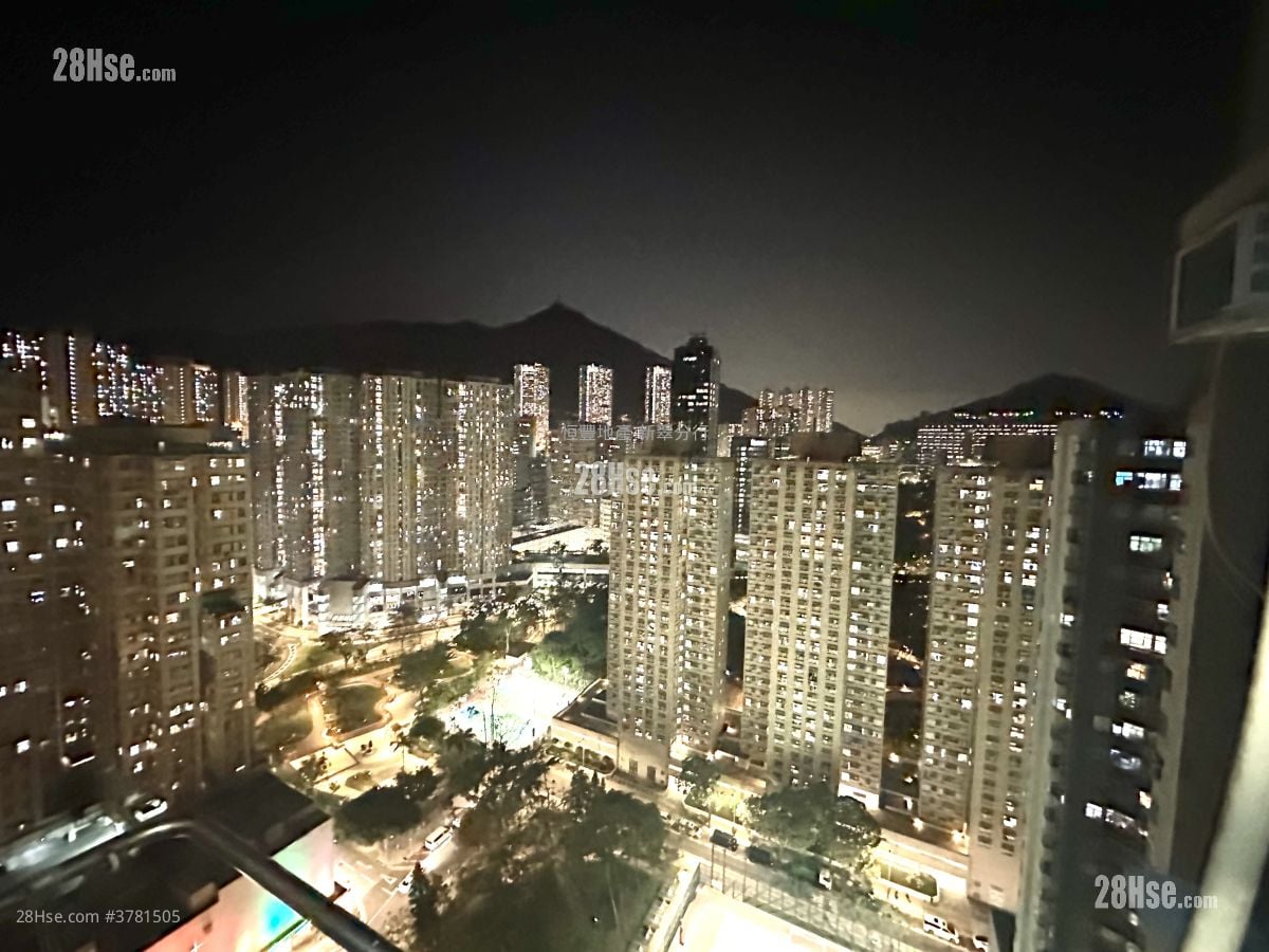 Walton Estate Sell 2 Bedrooms , 1 Bathroom 463 ft²