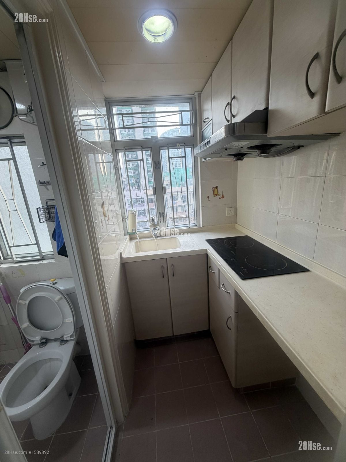 Victory Court Sell 2 Bedrooms , 1 Bathroom 277 ft²