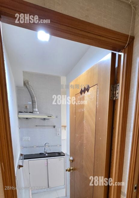 黑布街15号 售盘 4 房 609 平方尺