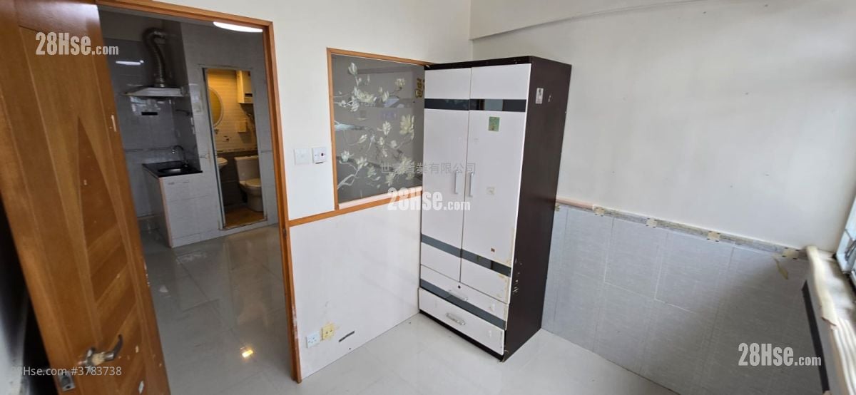 黑布街15号 售盘 4 房 609 平方尺