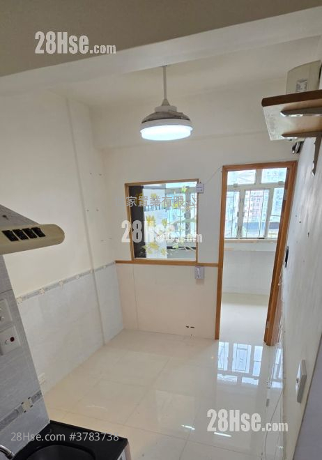 黑布街15号 售盘 4 房 609 平方尺