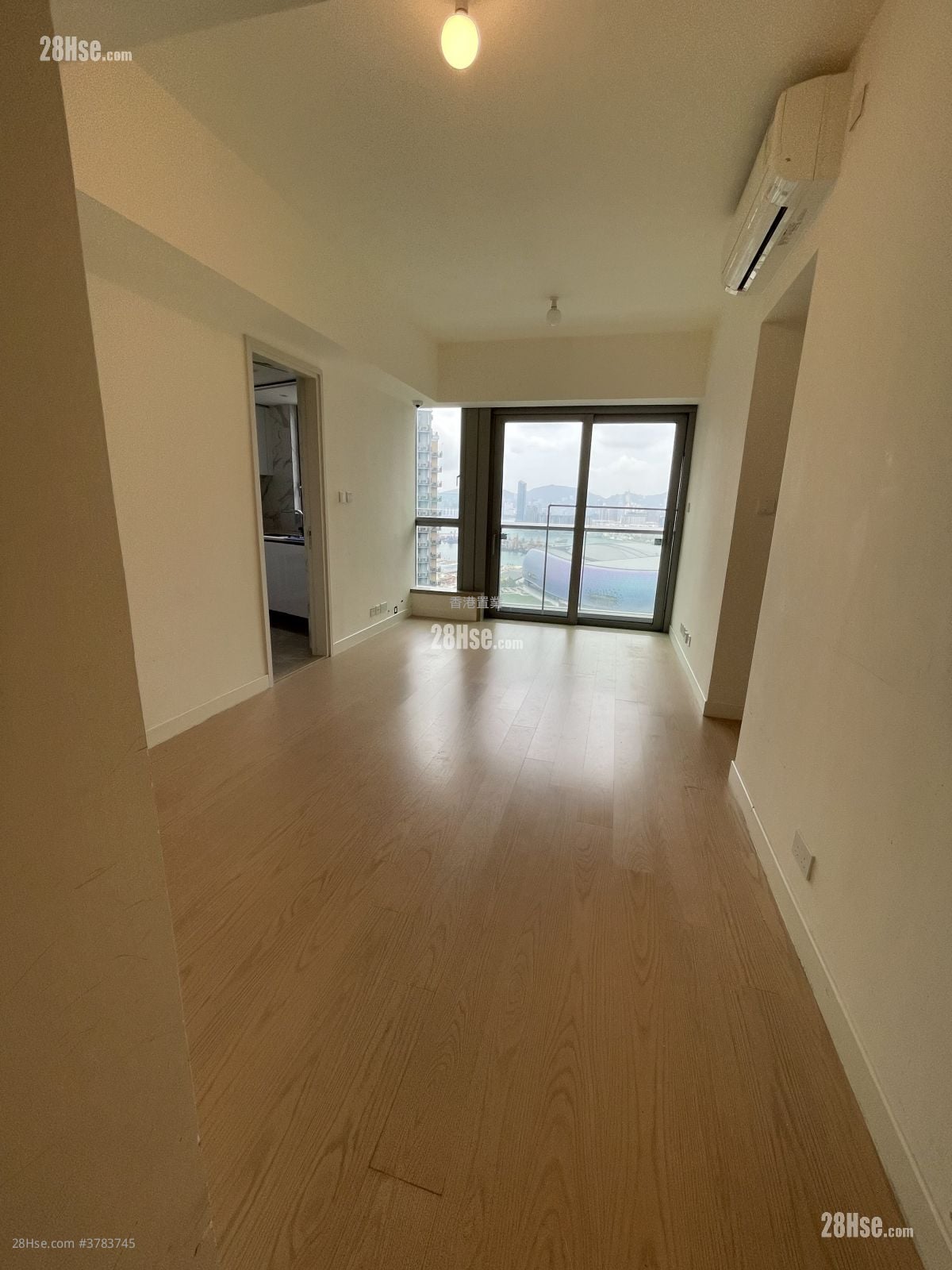 Monaco 租盘 3 房 , 1 浴室 674 平方尺