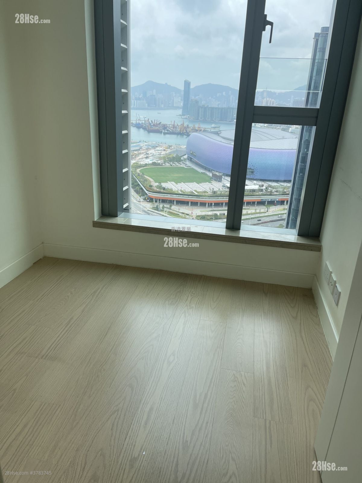 Monaco 租盘 3 房 , 1 浴室 674 平方尺