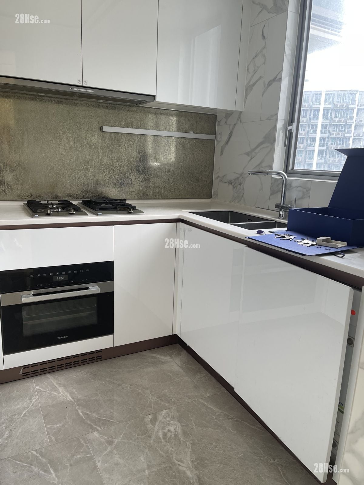 Monaco 租盘 3 房 , 1 浴室 674 平方尺