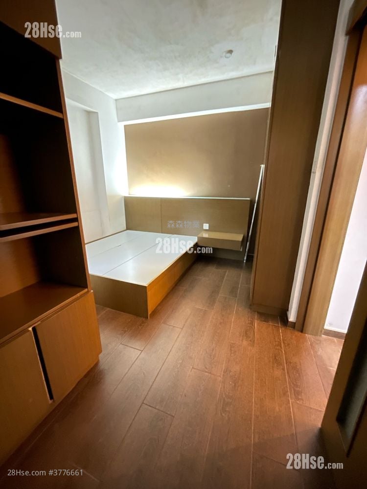 Kornhill Rental 1 Bedroom , 1 Bathroom 466 ft²