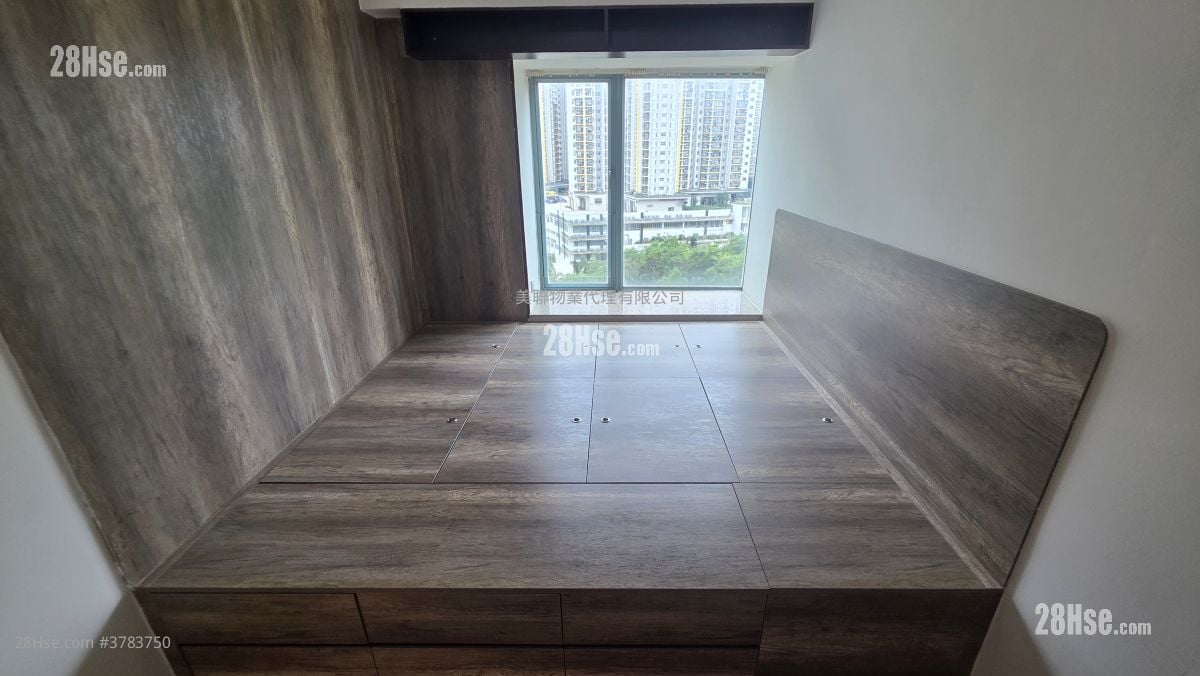 Rambler Crest Rental 3 Bedrooms , 2 Bathrooms 690 ft²