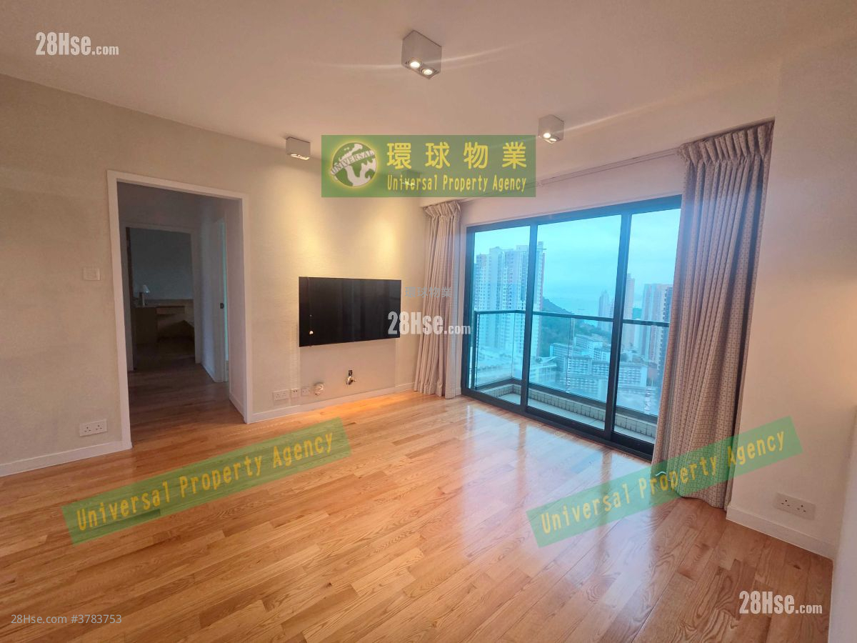 University Heights Rental 3 Bedrooms , 2 Bathrooms 790 ft²