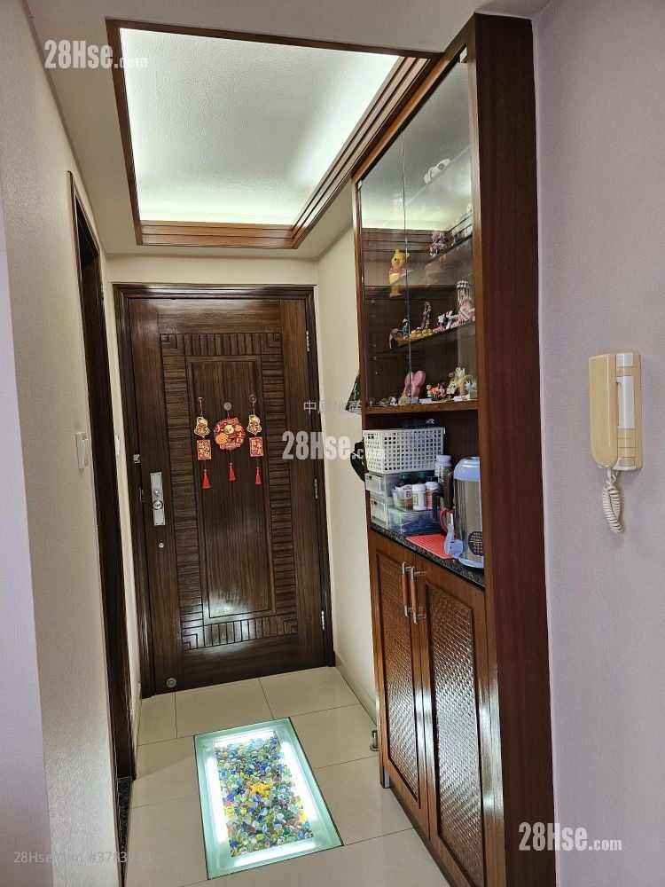 New Kwai Fong Gardens Sell 2 Bedrooms , 1 Bathroom 415 ft²