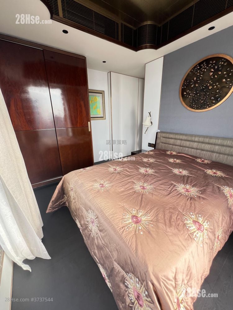 高士台 售盘 1,513 平方尺