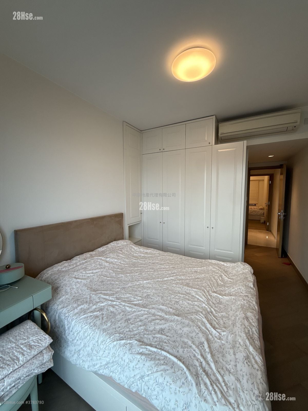 The Wings Sell 4 Bedrooms , 3 Bathrooms 977 ft²