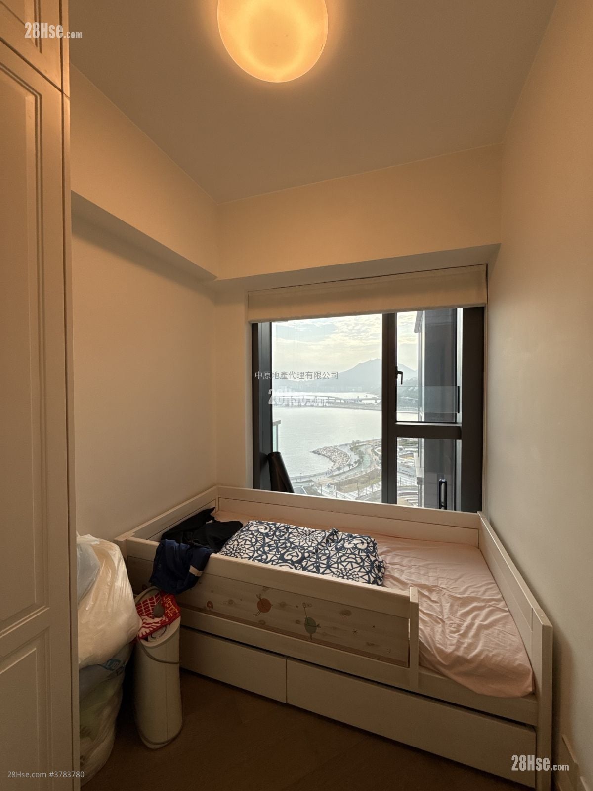 The Wings Sell 4 Bedrooms , 3 Bathrooms 977 ft²