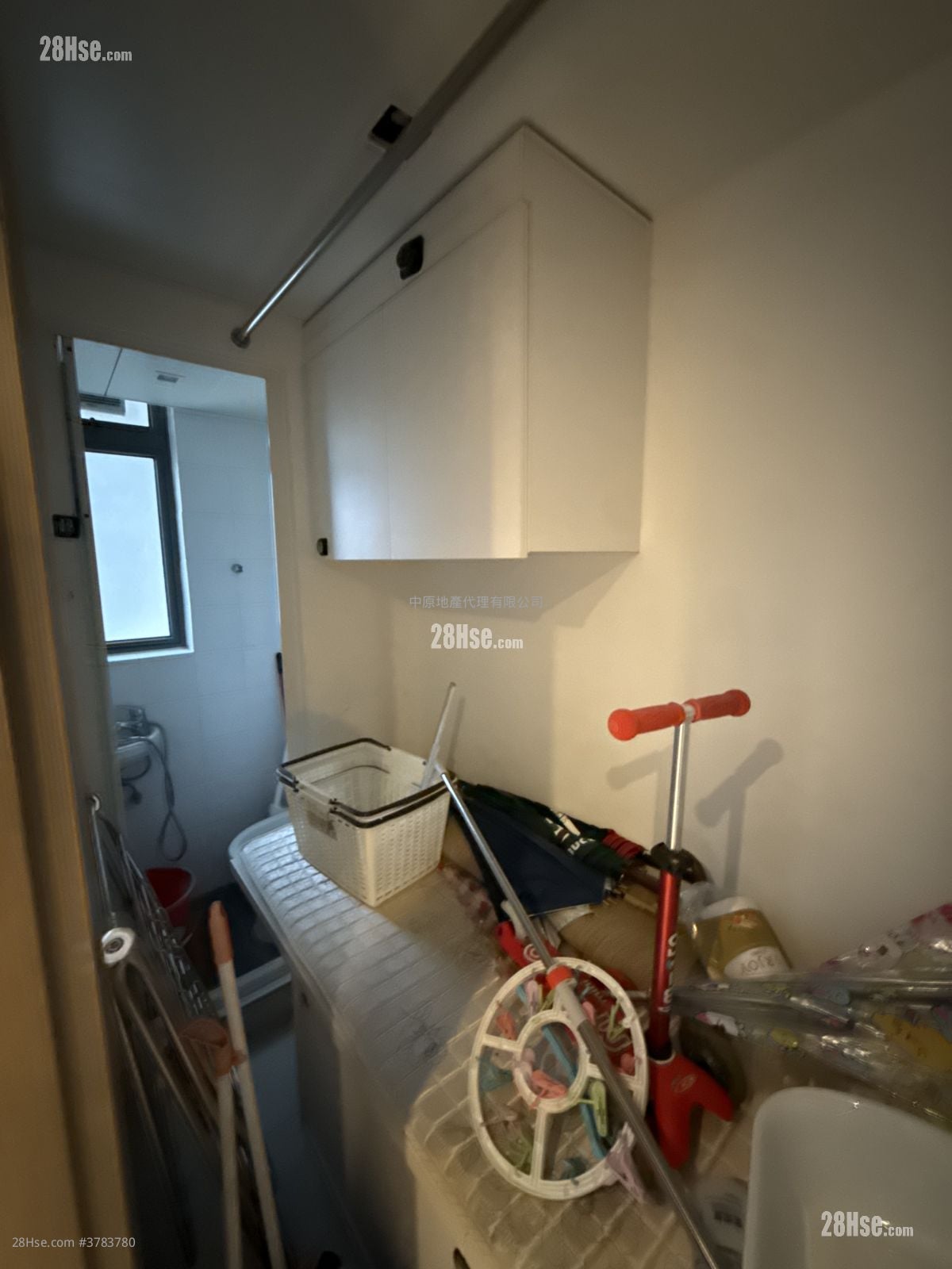 The Wings Sell 4 Bedrooms , 3 Bathrooms 977 ft²