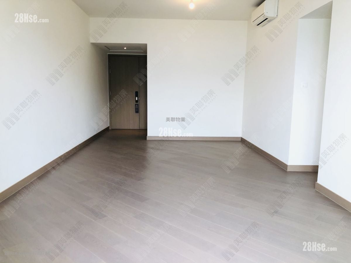 Cullinan West Sell 4 Bedrooms , 2 Bathrooms 1,221 ft²