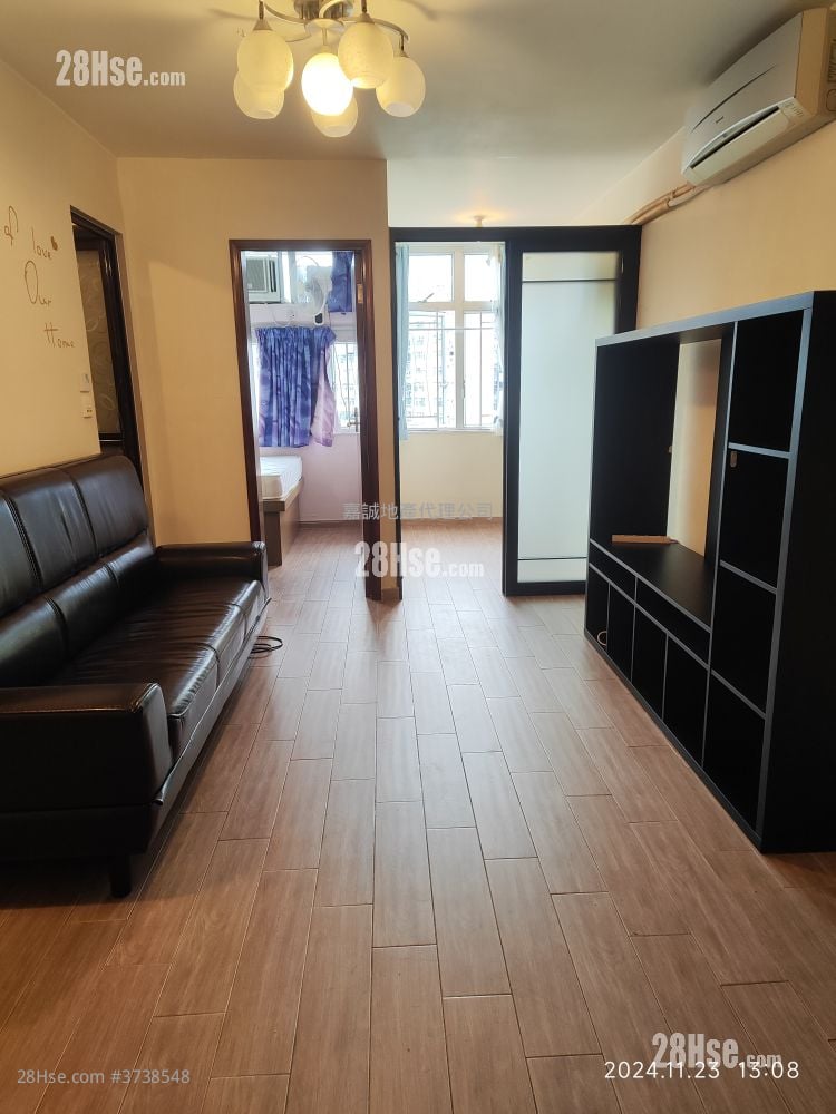 Siu Hin Court Rental 2 Bedrooms , 1 Bathroom 385 ft²