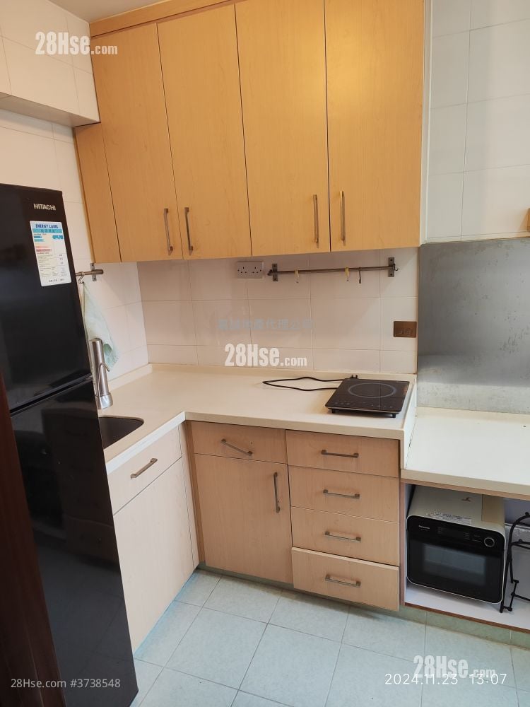 Siu Hin Court Rental 2 Bedrooms , 1 Bathroom 385 ft²