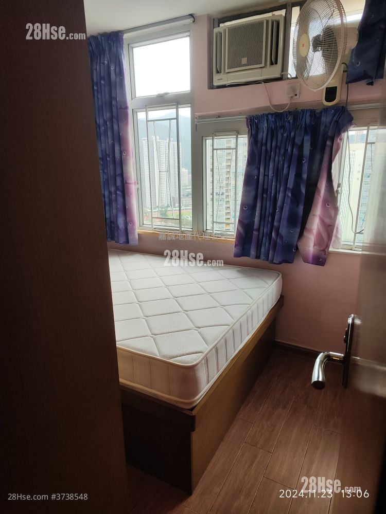 Siu Hin Court Rental 2 Bedrooms , 1 Bathroom 385 ft²