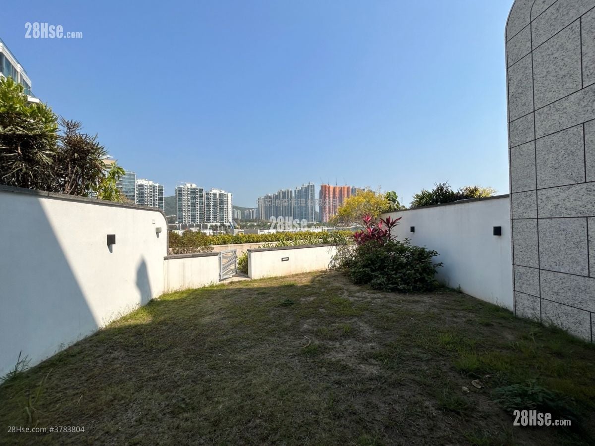 蓝塘傲 售盘 3 房 , 5+ 浴室 2,244 平方尺