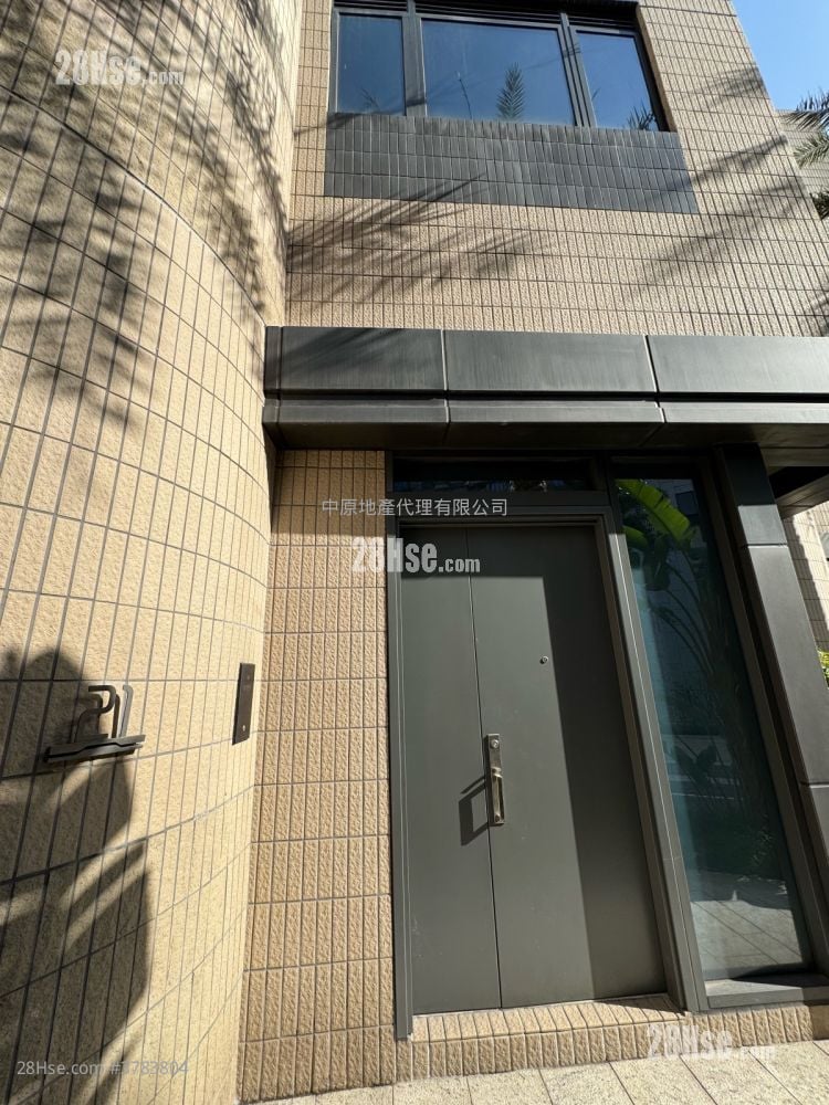 蓝塘傲 售盘 3 房 , 5+ 浴室 2,244 平方尺