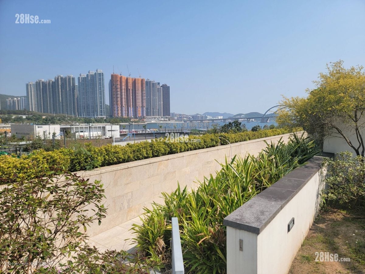 蓝塘傲 售盘 3 房 , 5+ 浴室 2,244 平方尺