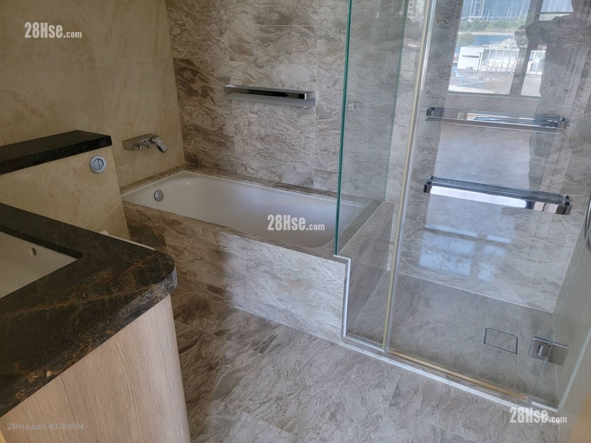 蓝塘傲 售盘 3 房 , 5+ 浴室 2,244 平方尺