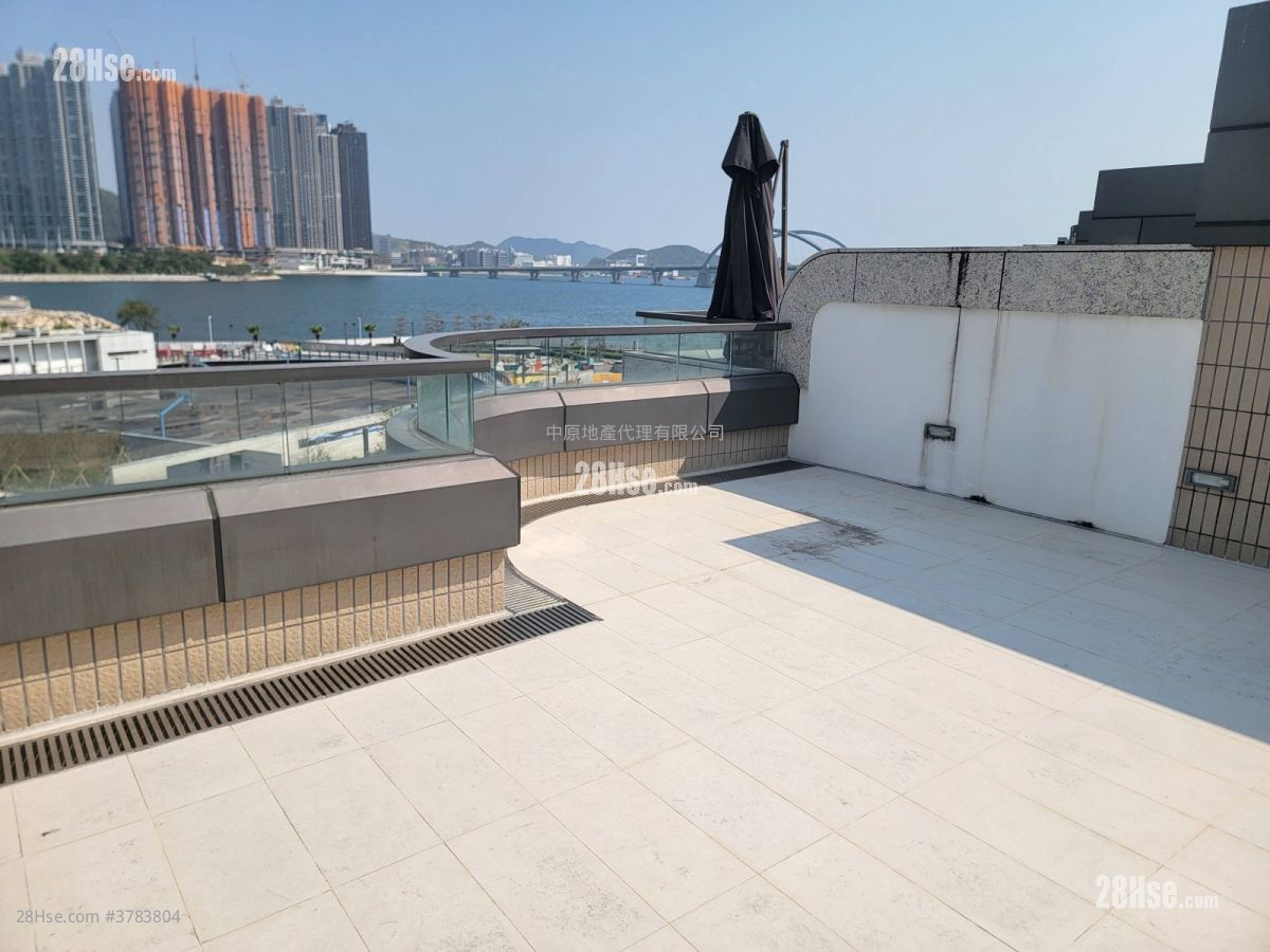 蓝塘傲 售盘 3 房 , 5+ 浴室 2,244 平方尺