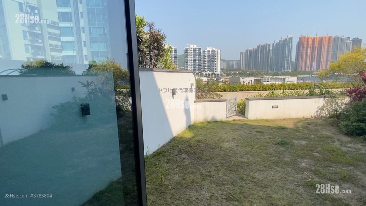 蓝塘傲 售盘 3 房 , 5+ 浴室 2,244 平方尺