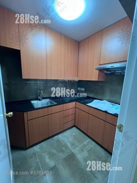 黄埔花园 租盘 3 房 614 平方尺