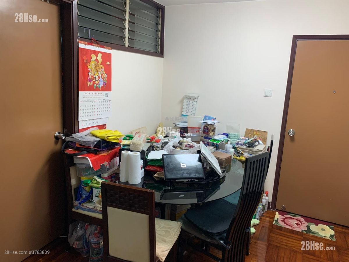 富裕台 售盘 3 房 , 1 浴室 606 平方尺