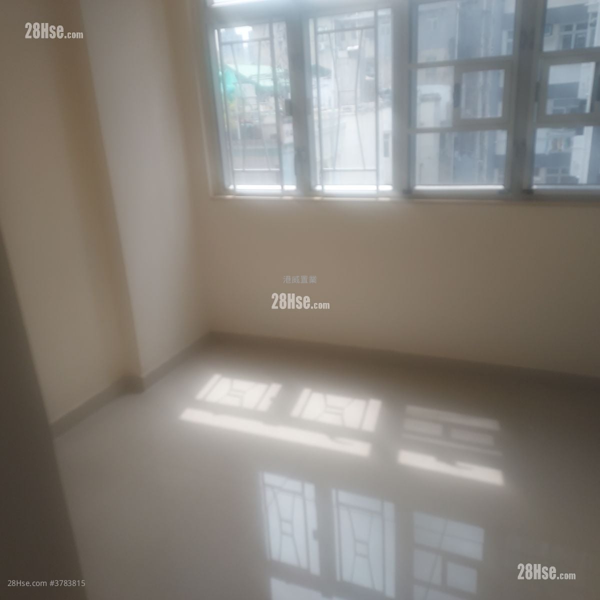 Eastland Towers Sell 2 Bedrooms , 1 Bathroom 364 ft²