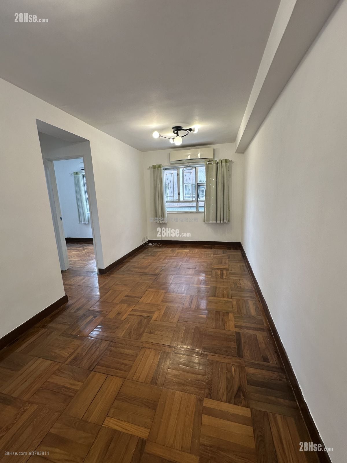 E Lu Rental 2 Bedrooms , 1 Bathroom 415 ft²