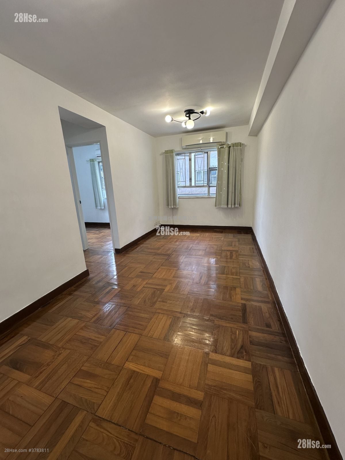 E Lu Rental 2 Bedrooms , 1 Bathroom 415 ft²