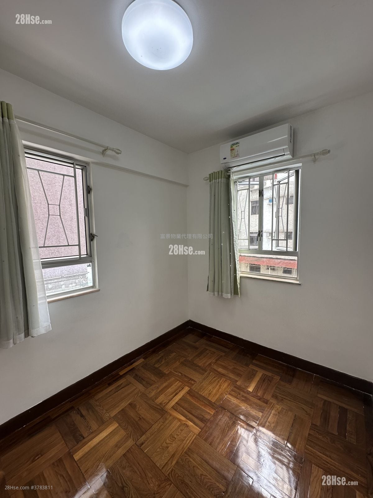 E Lu Rental 2 Bedrooms , 1 Bathroom 415 ft²