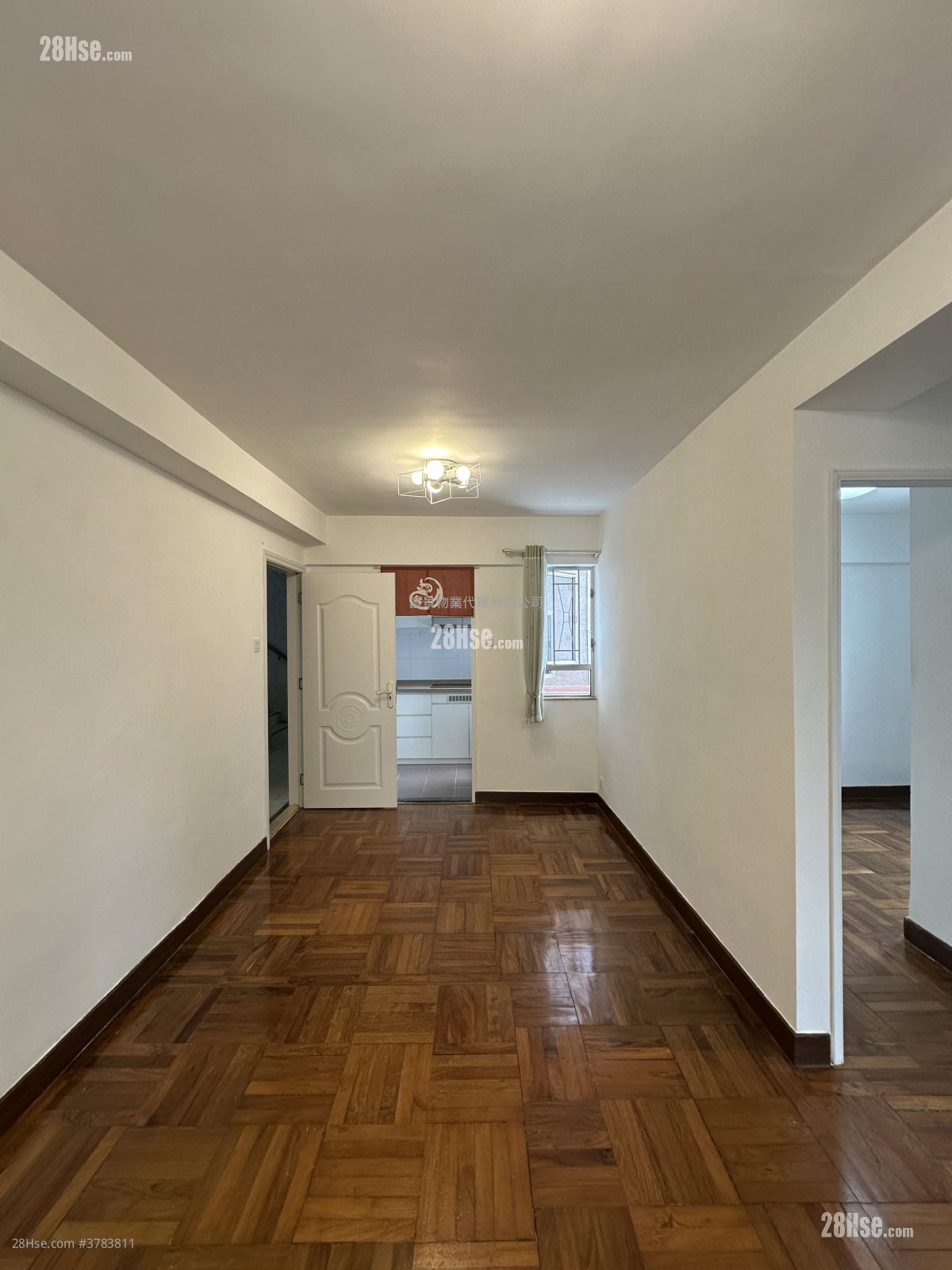 E Lu Rental 2 Bedrooms , 1 Bathroom 415 ft²