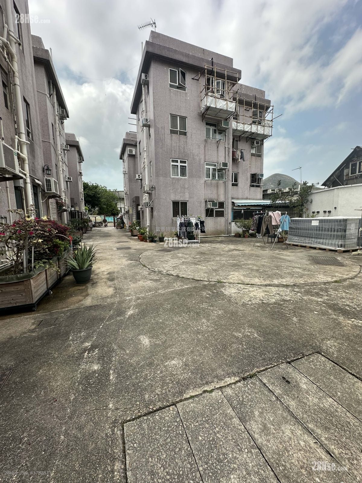 E Lu Rental 2 Bedrooms , 1 Bathroom 415 ft²