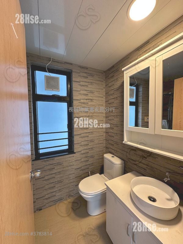 御皇台 租盘 2 房 , 1 浴室 400 平方尺