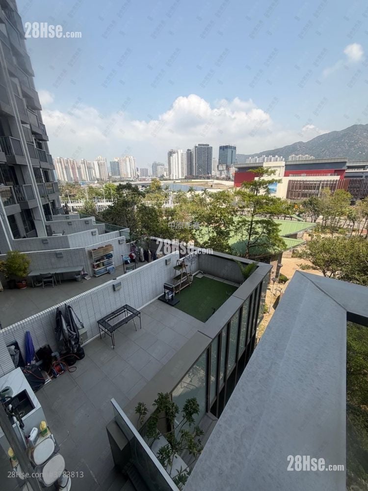 2Gerher Sell 2 Bedrooms 484 ft²